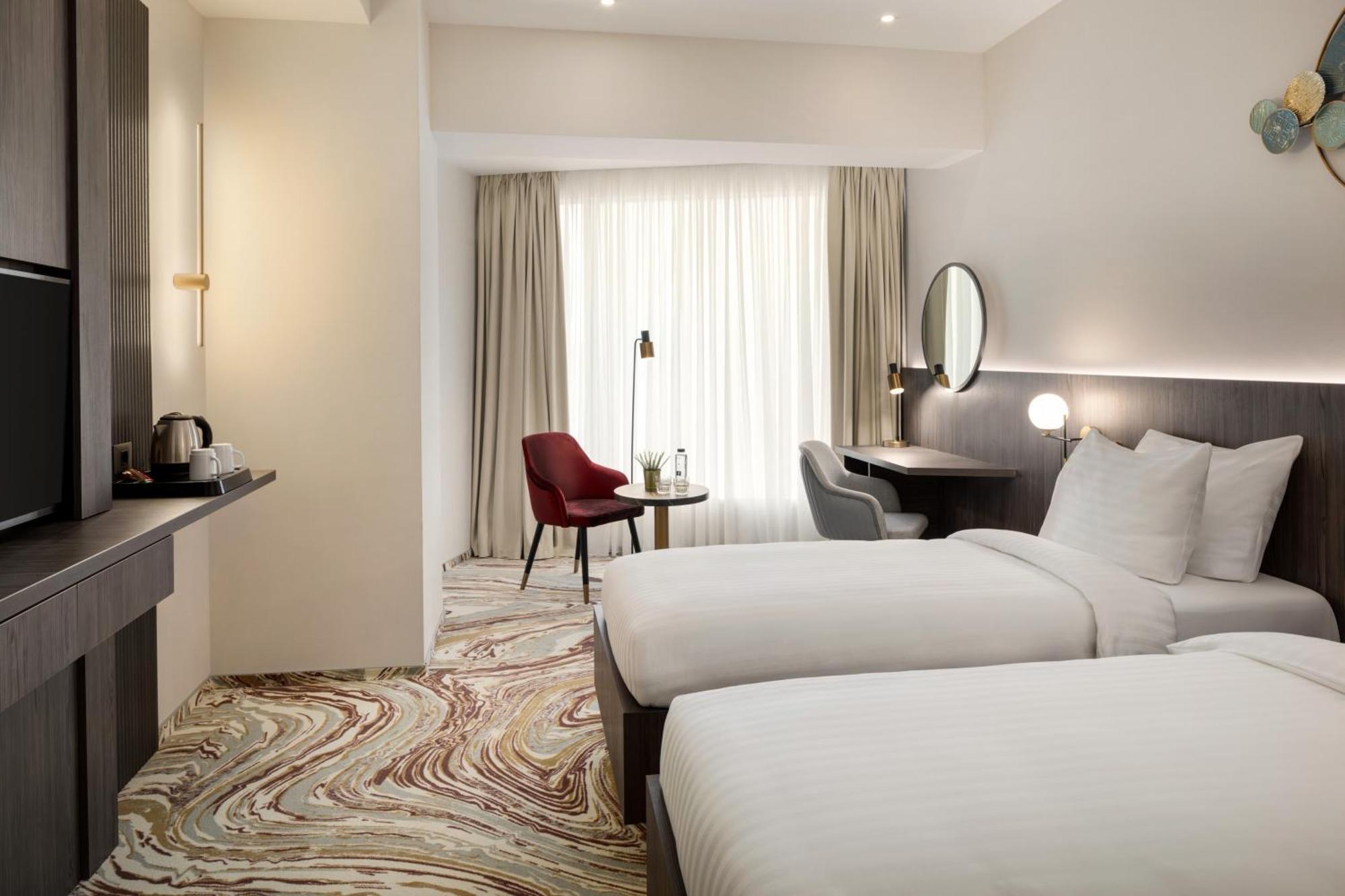 Ramada By Wyndham Bucharest Otopeni Airport Luaran gambar
